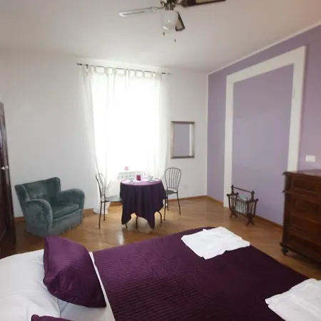 Vendégház Palazzo Brigido 3*