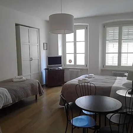 招待所 Palazzo Brigido 4*