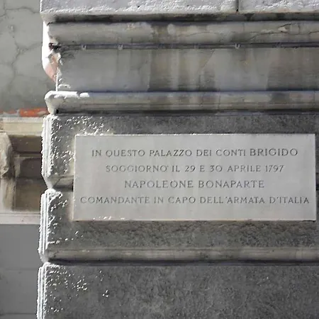 Palazzo Brigido 4*