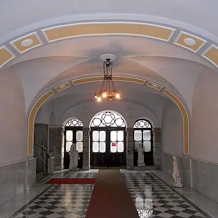Konukevi Palazzo Brigido